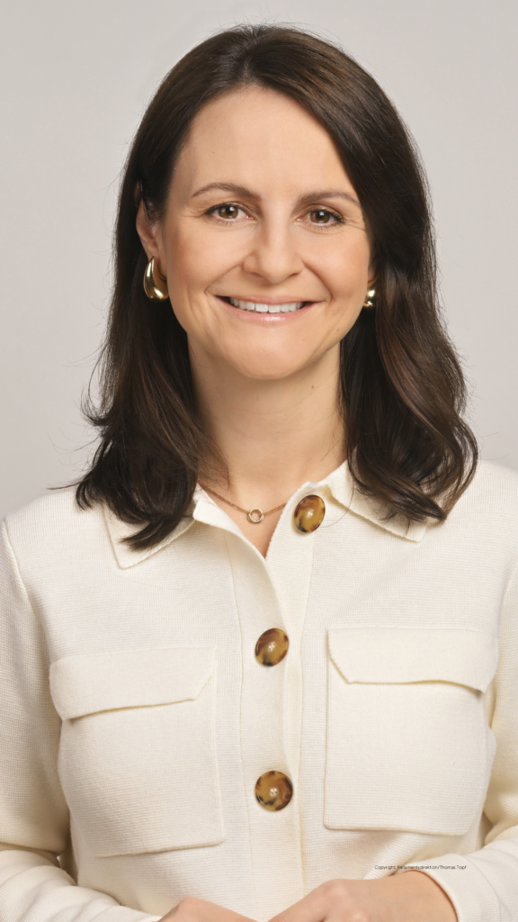 Corinna Scharzenberger